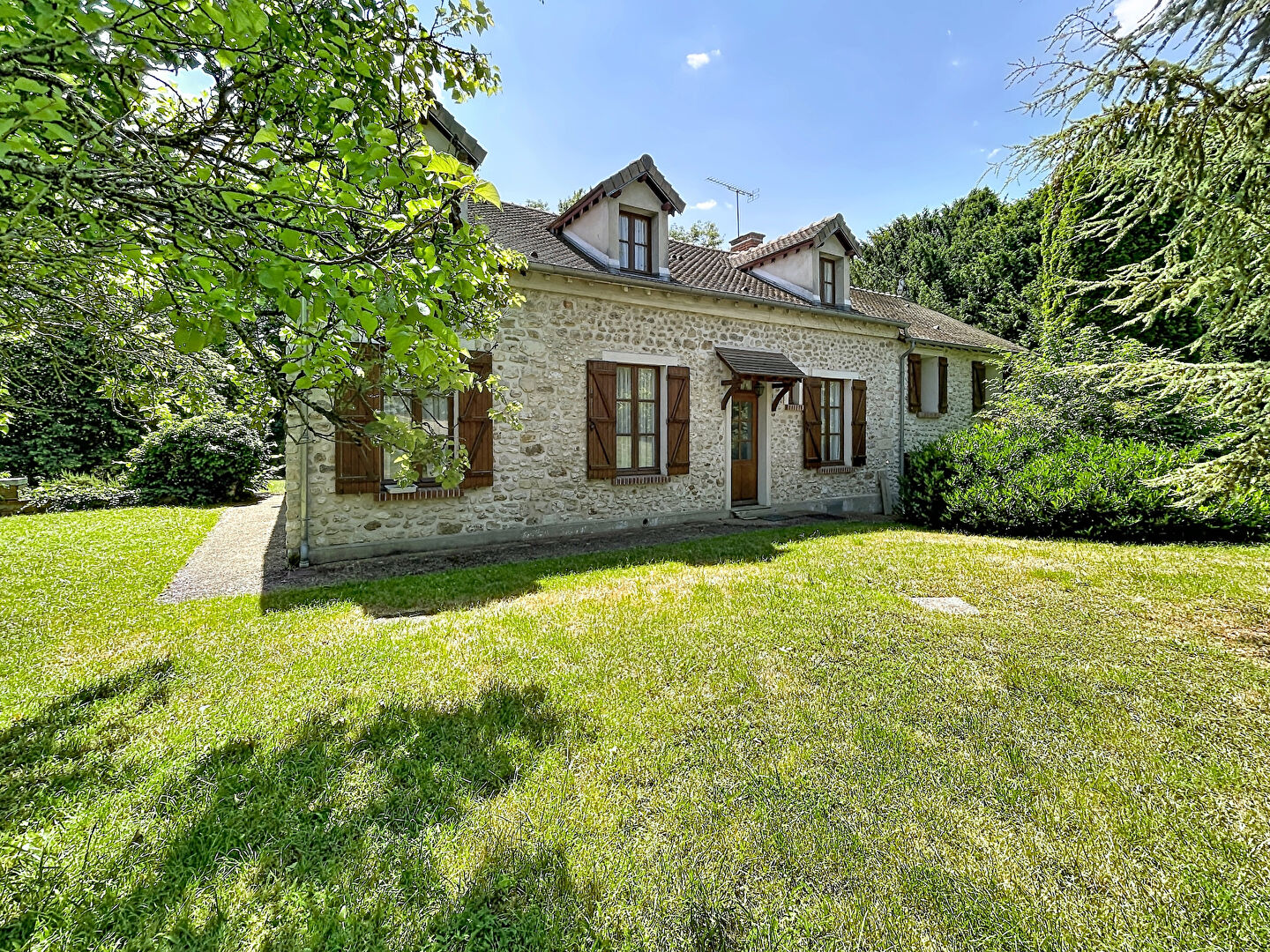 Maison 255m² — Vicq
