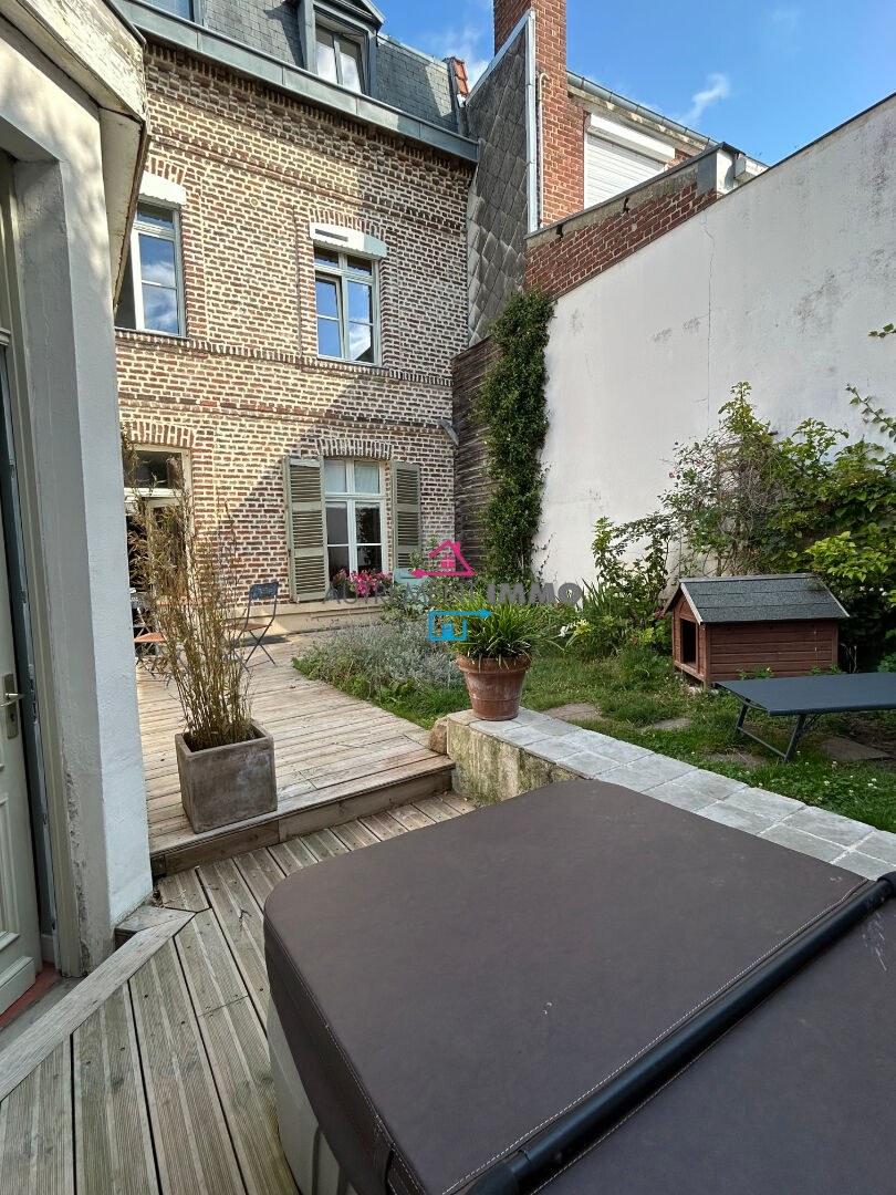 Charmante maison de ville 8 pièces - ARRAS