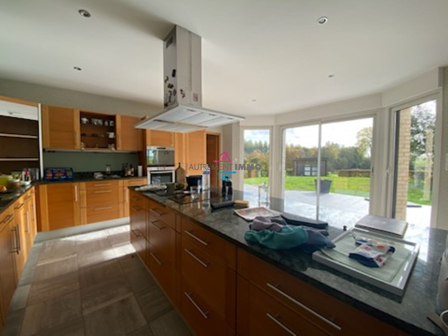 Photo Belle propriété 4 chambres- 245m2 image 3/4