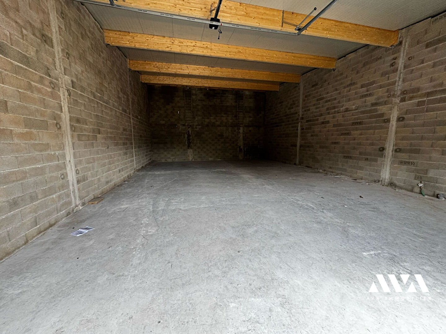 Photo Local d'activité Bois De Haye 150 m2 - 300m2 image 3/5