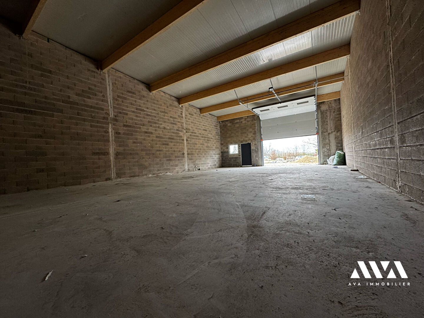 Photo Local d'activité Bois De Haye 150 m2 - 300m2 image 5/5