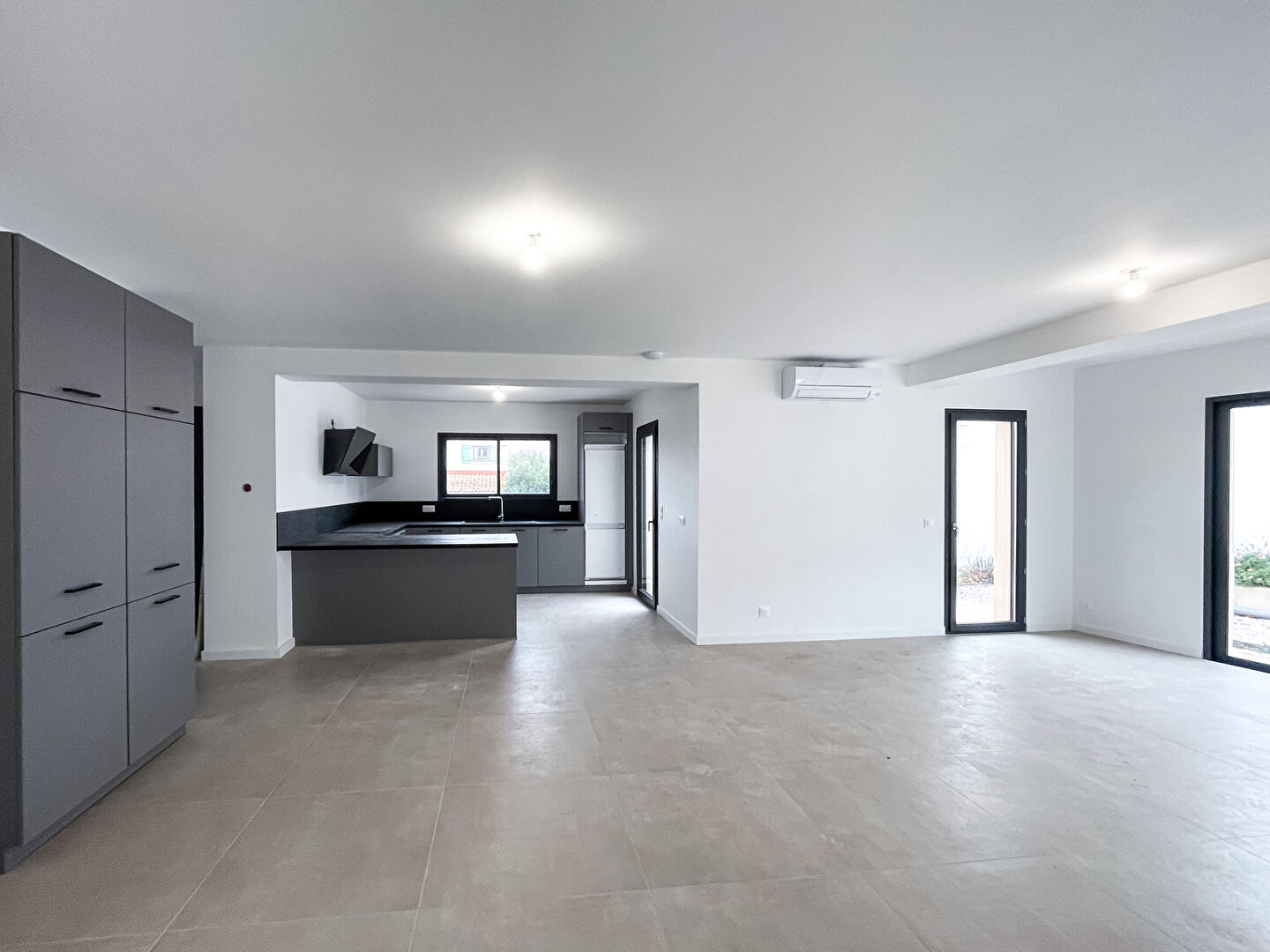 Photo Maison 5 pièces neuve à vendre - Castelnau-le-Lez, quartier Le Devois image 5/6
