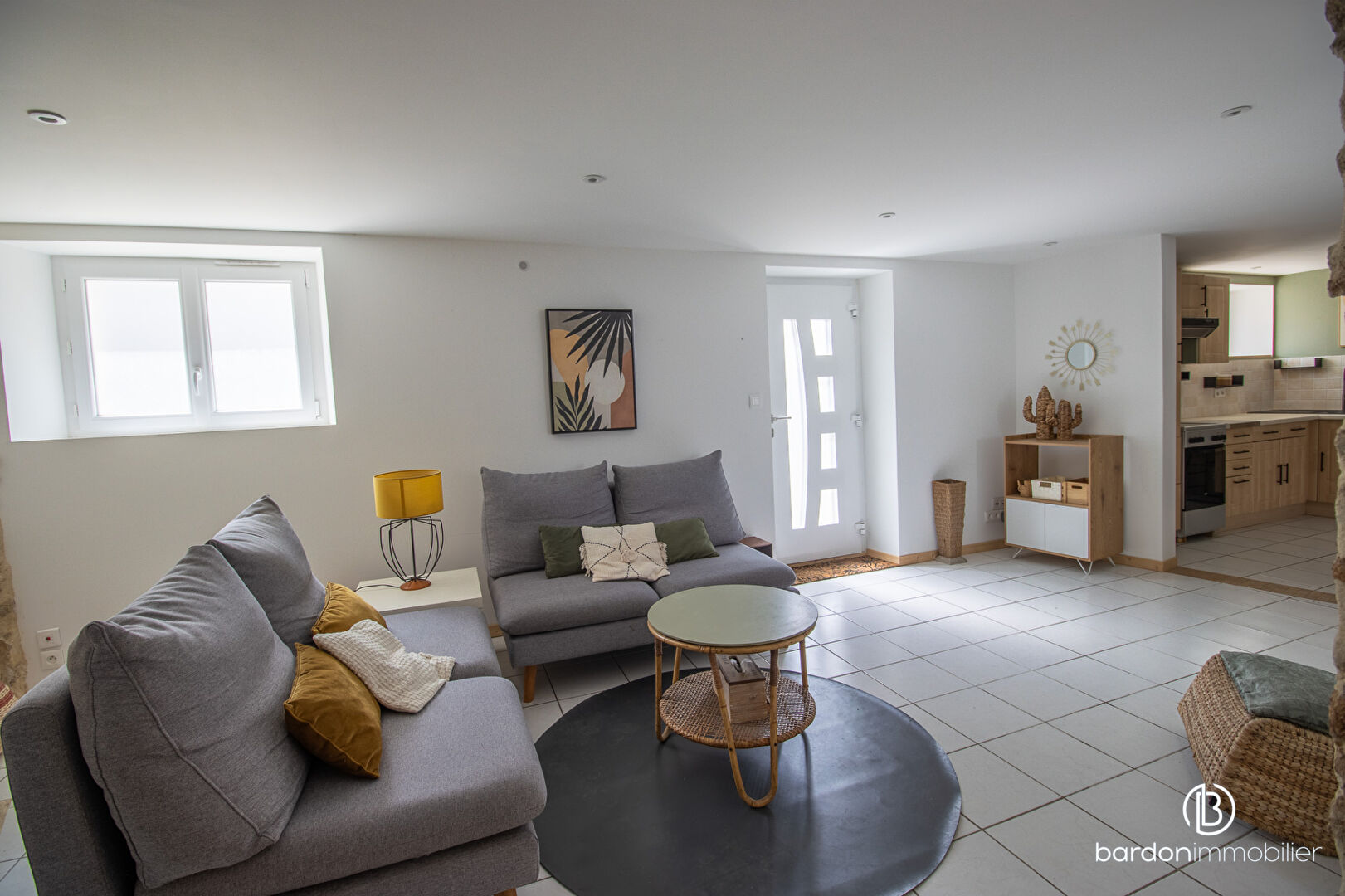 Photo CENTRE VILLE CHALLANS - APPARTEMENT 125 M² - 4 CHAMBRES image 2/6