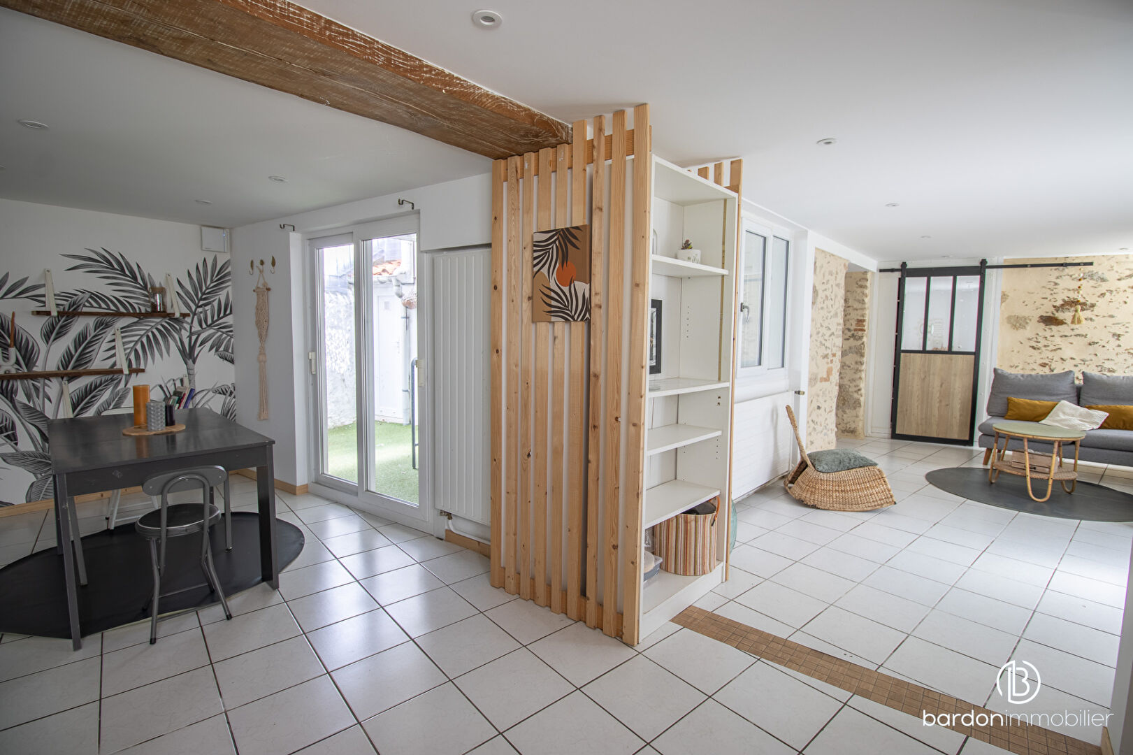 Photo CENTRE VILLE CHALLANS - APPARTEMENT 125 M² - 4 CHAMBRES image 3/6