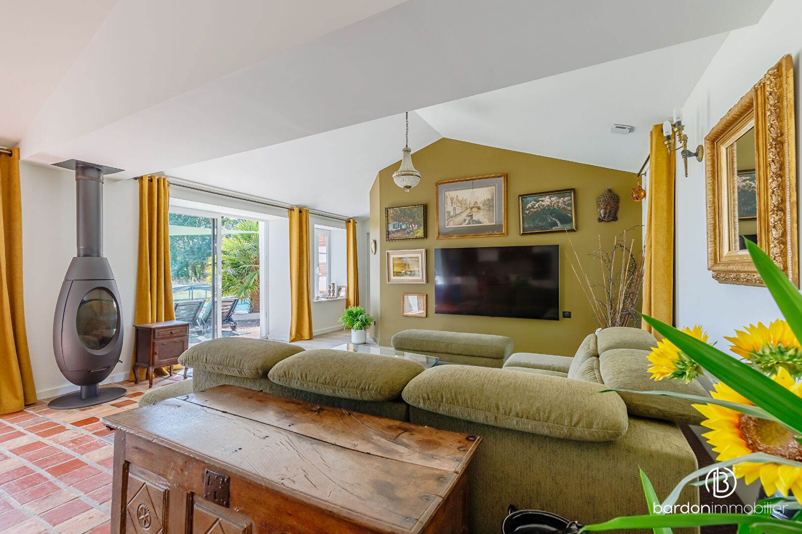 Photo LONGERE RENOVÉE - 5 PIECES, 107 M² - SALLERTAINE image 6/6