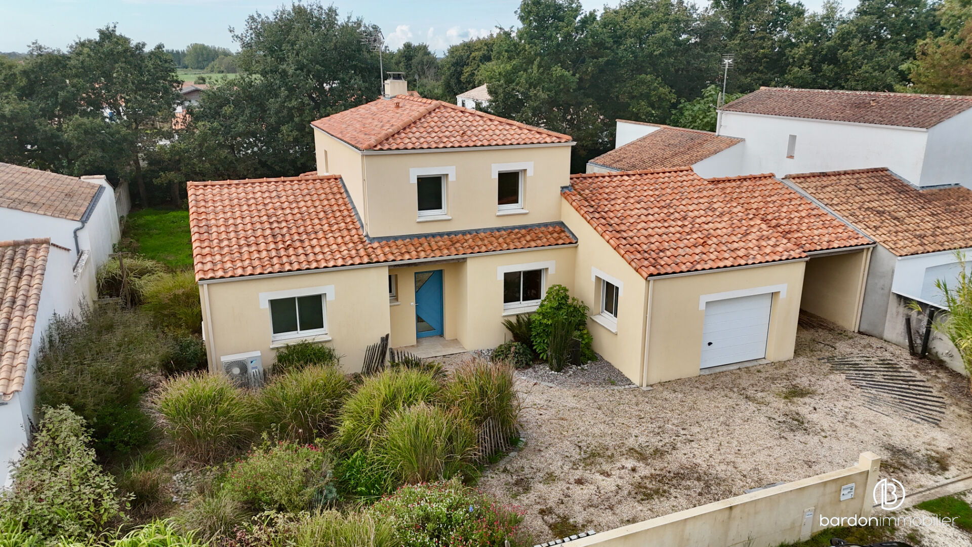 Photo Maison 5 chambres et un bureau - 155 m² - Proche bourg de Sallertaine image 2/6