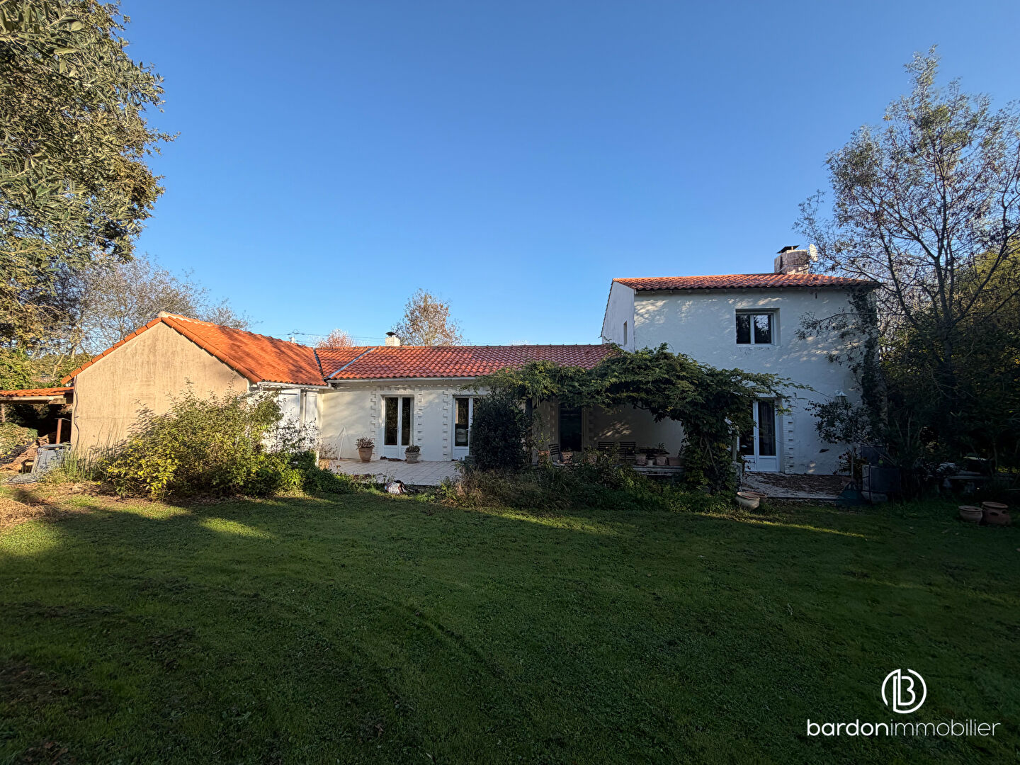 Maison 9 pièces - 172 m² - Environnement calme et arboré