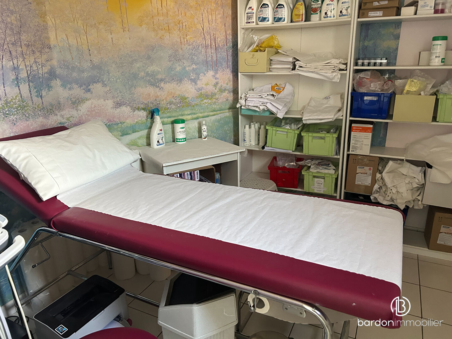 Photo Local professionnel centre ville Challans image 3/6