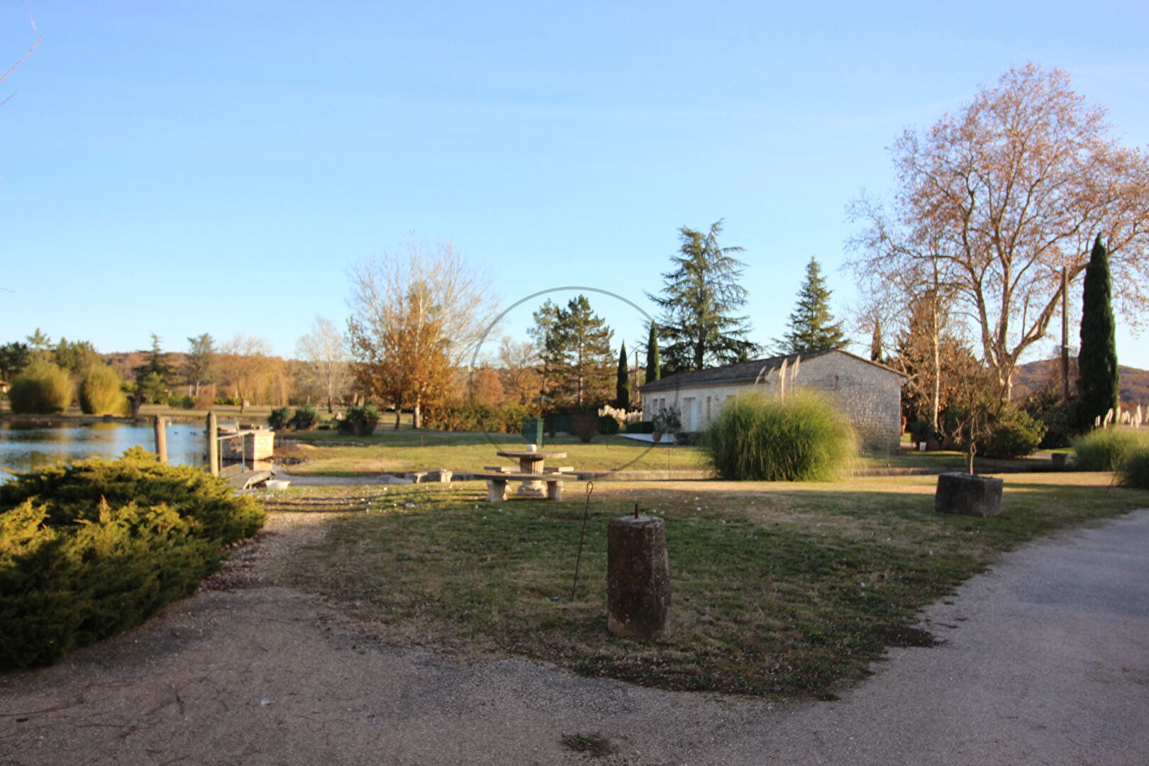Photo Magnifique propriété au calme avec lac image 6/6