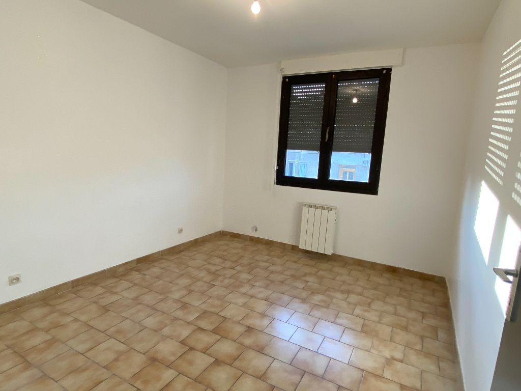 Photo Appartement t3 + parking image 4/6