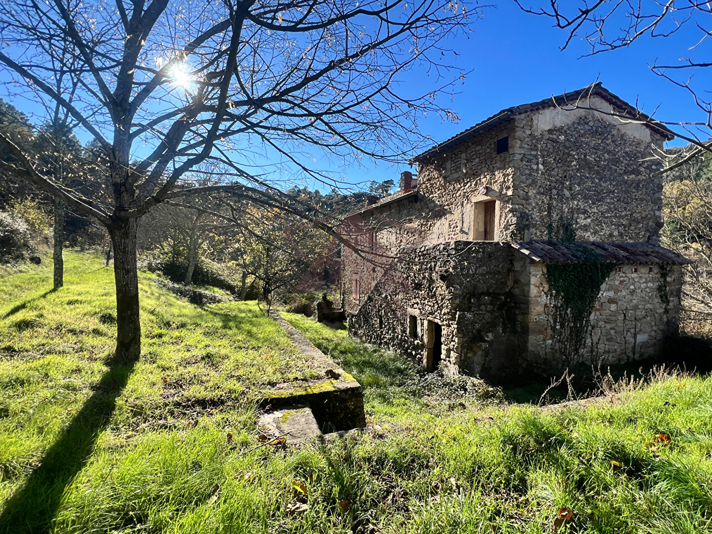 Photo ENSEMBLE IMMOBILIER DE 2 MAS image 3/6