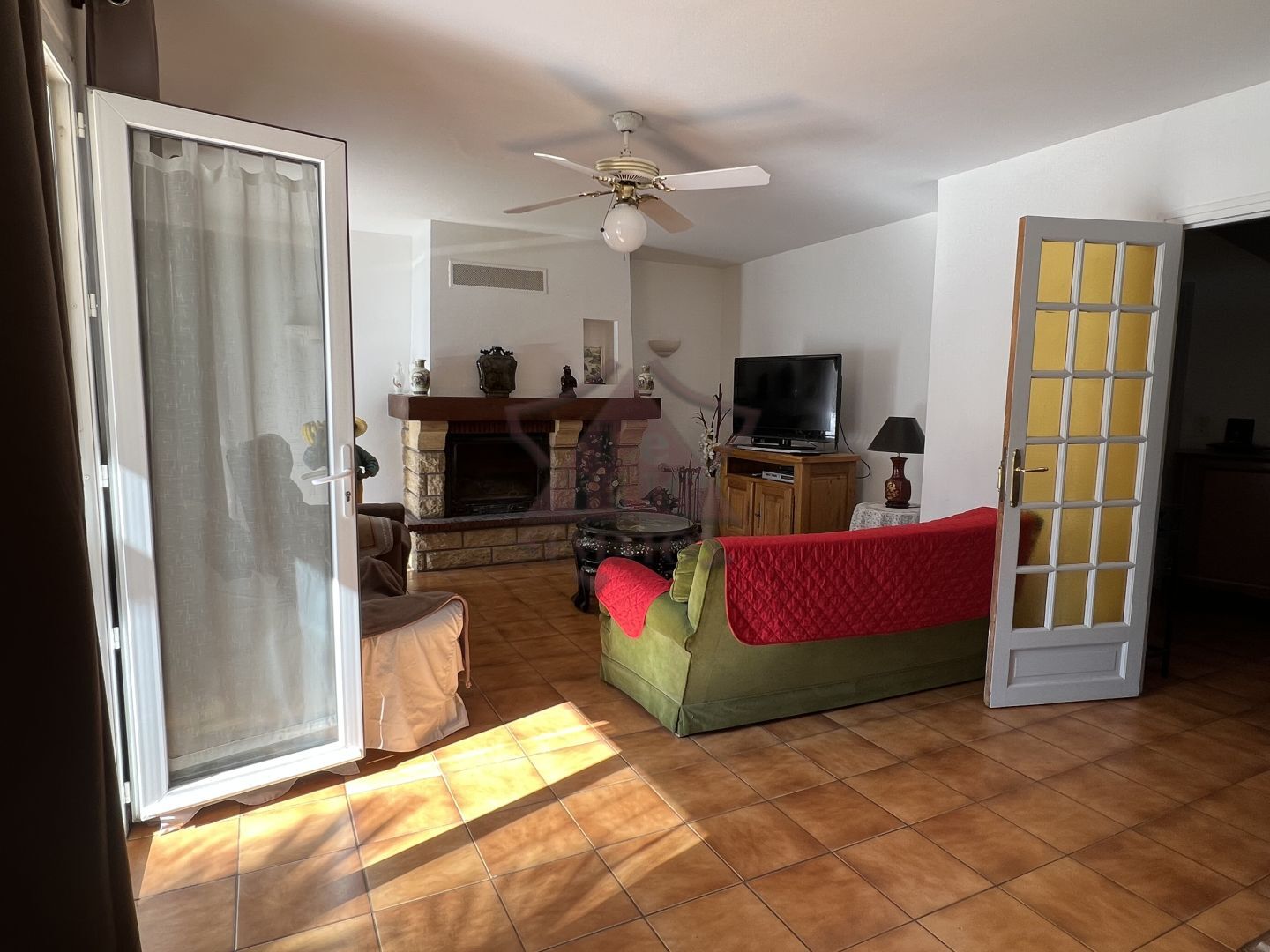 Photo VILLA AVEC PISCINE SUR 8 000 DE TERRAIN BOISÉ image 3/6