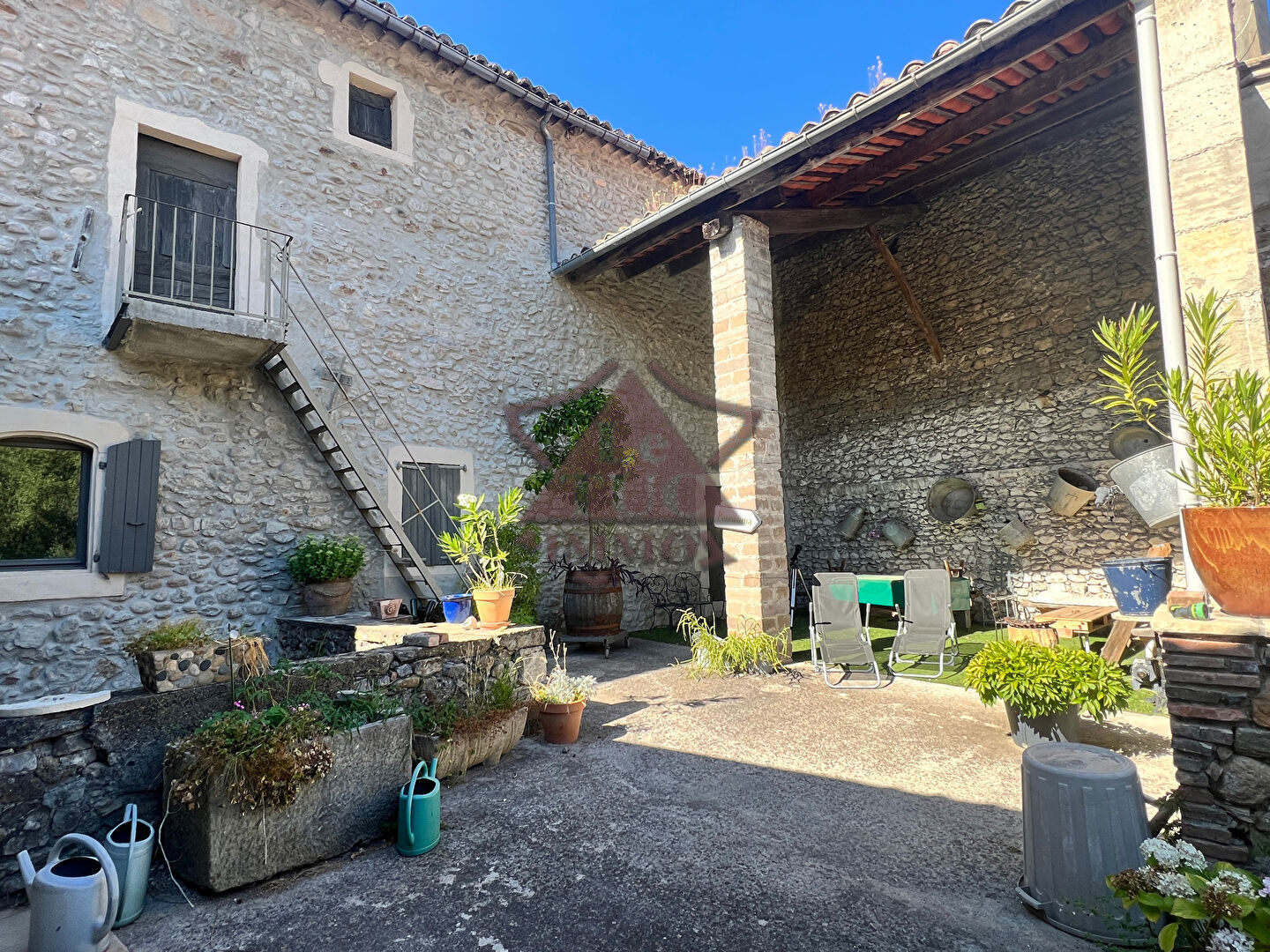 Photo MAISON EN PIERRES image 3/6