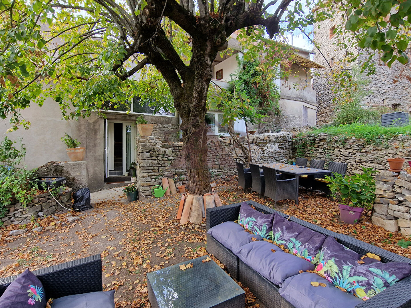 Maison de charme à Meyrannes