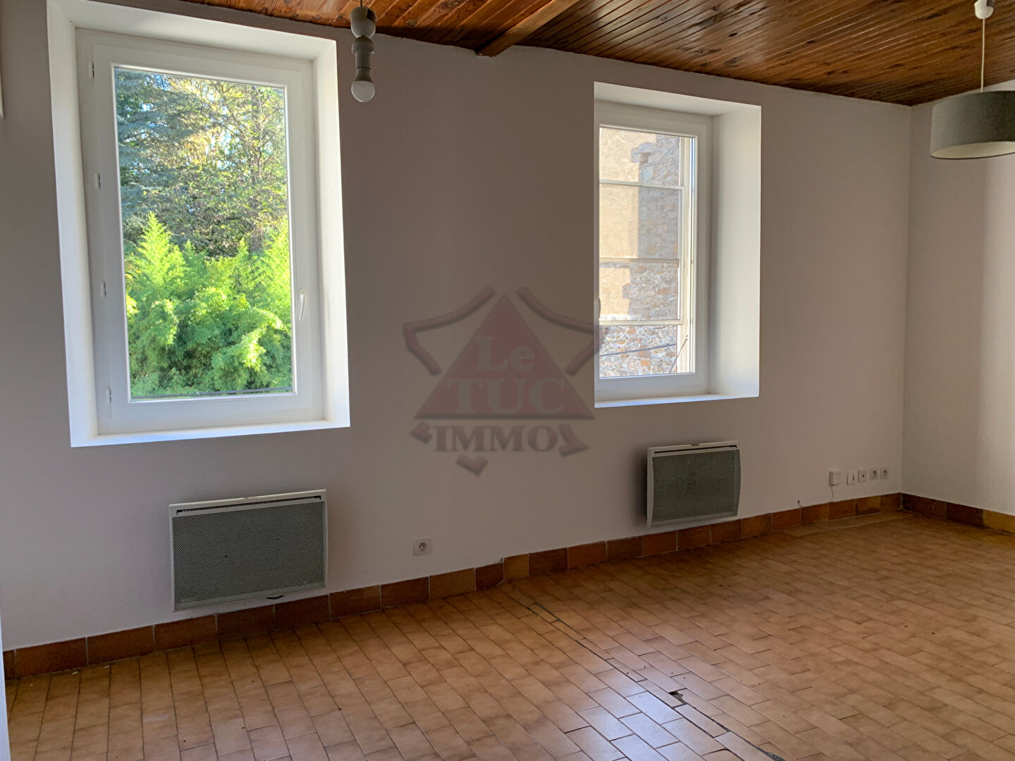 Photo IMMEUBLE A RENOVER image 4/6