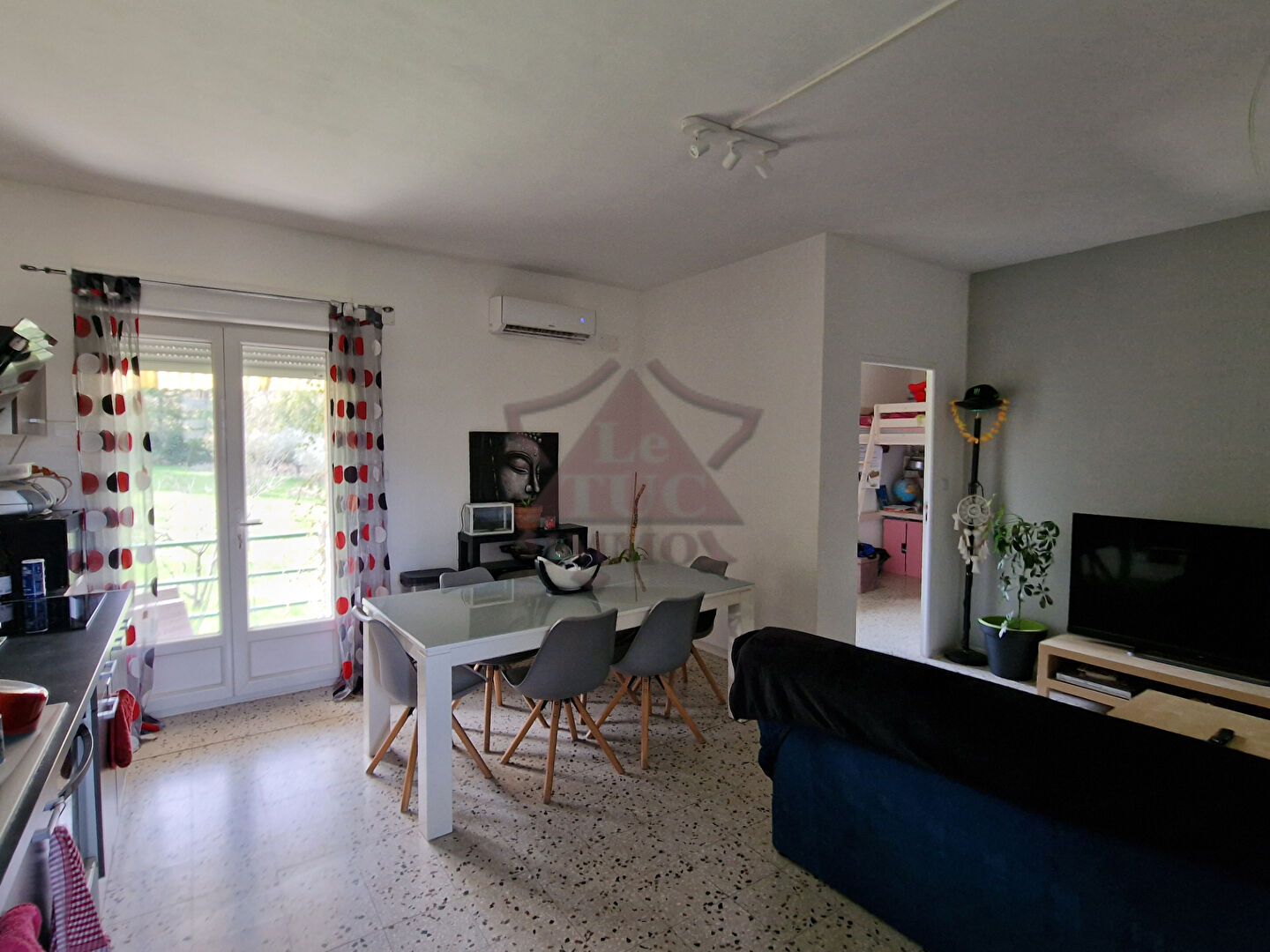 Photo MAS EN PIERRES PROCHE CENTRE VILLAGE image 4/6