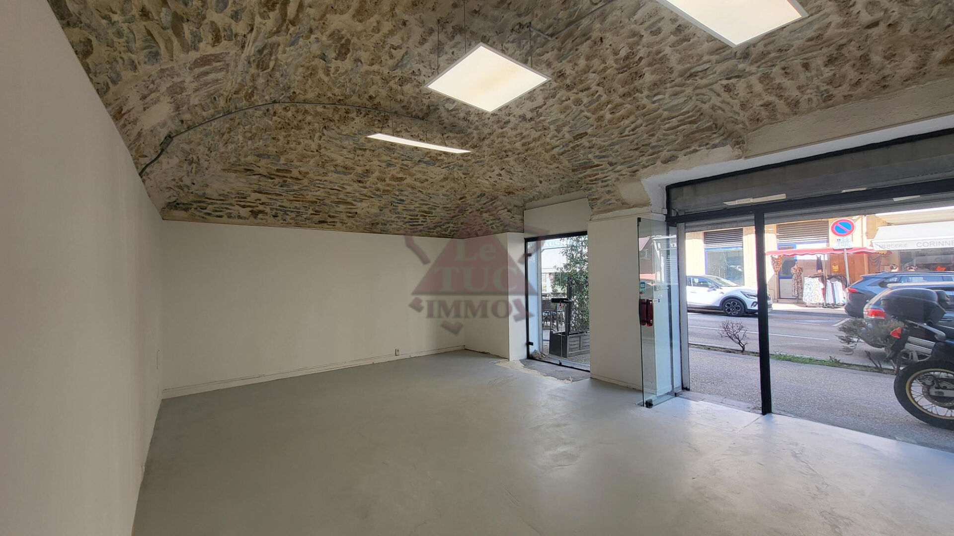 Photo Immeuble 7 appartements et 2 commerces image 3/6