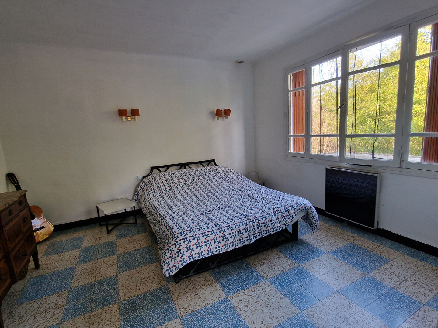 Photo Ensemble immobilier sur terrain constructible image 6/6