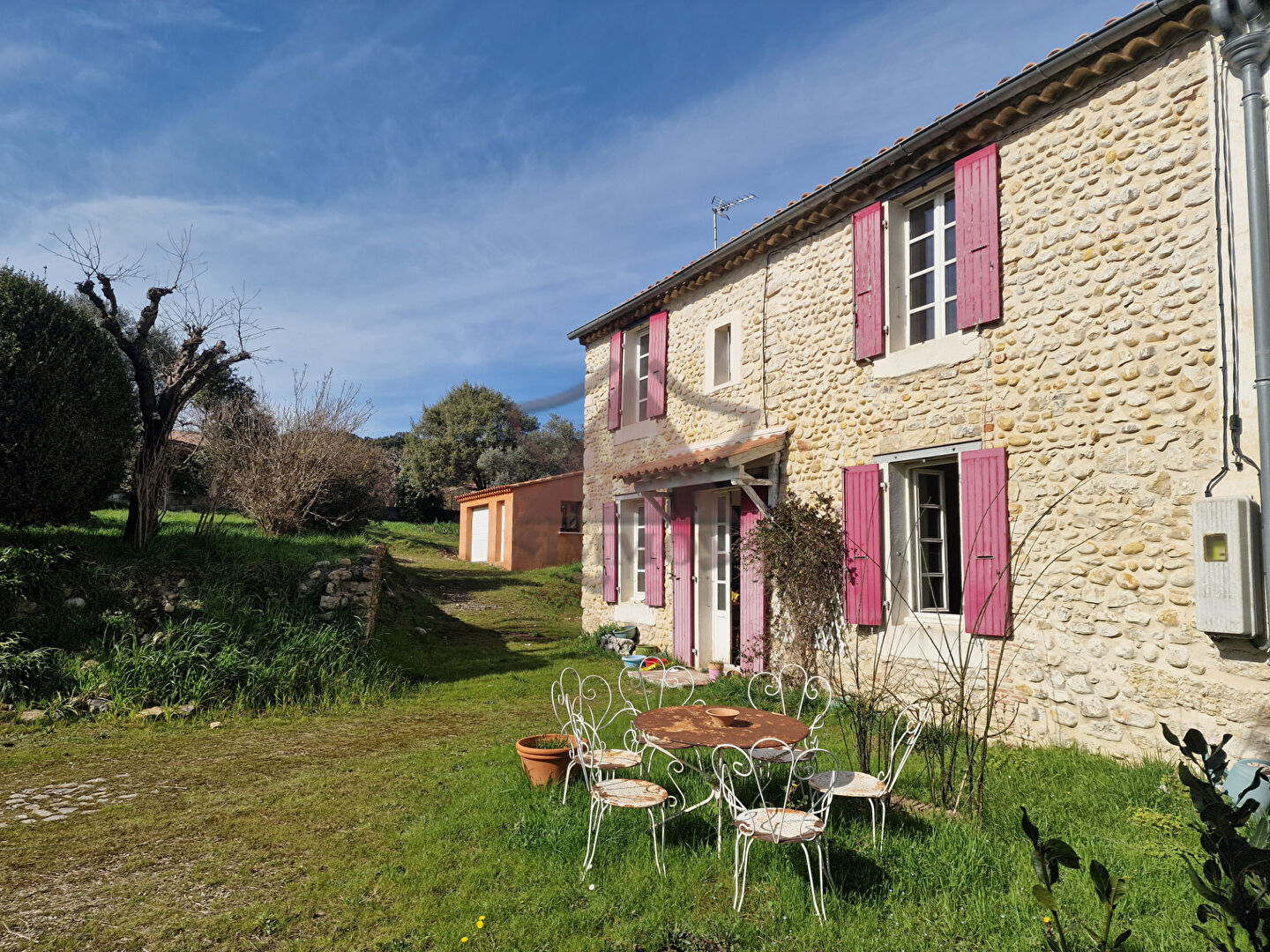 Photo Maison en pierres - Rousson image 1/6