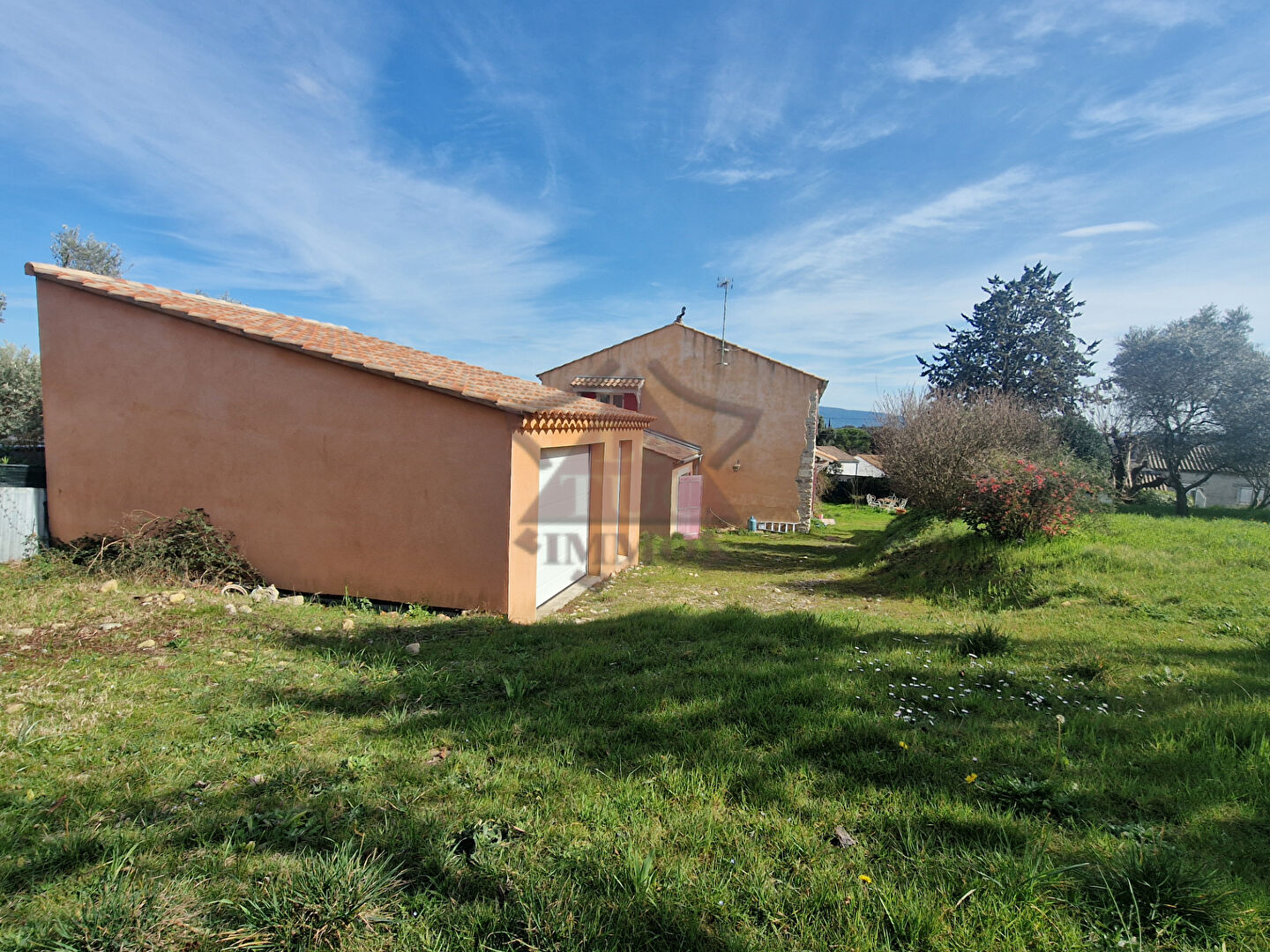 Photo Maison en pierres - Rousson image 2/6