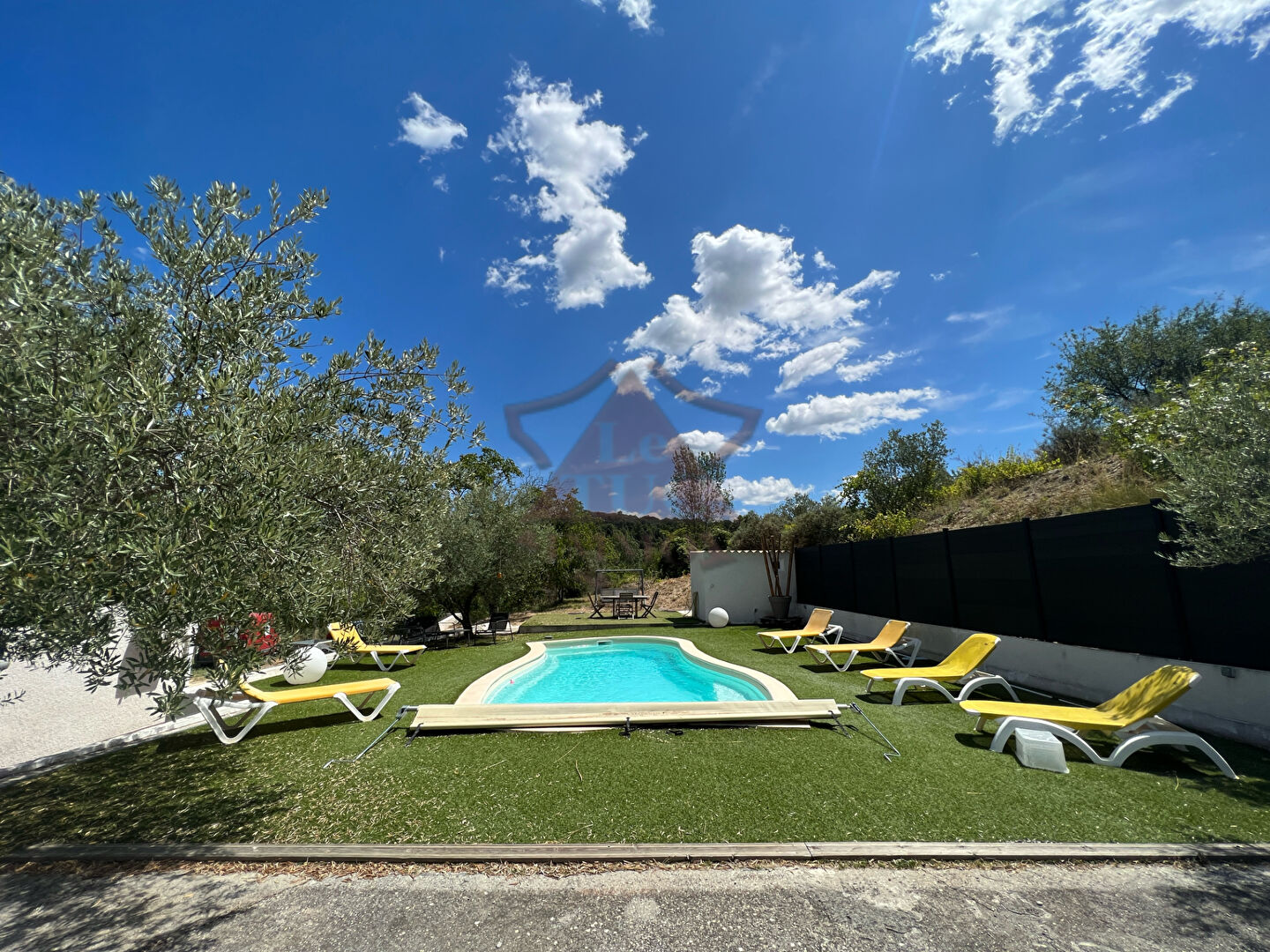 Photo Maison familiale avec piscine image 2/6