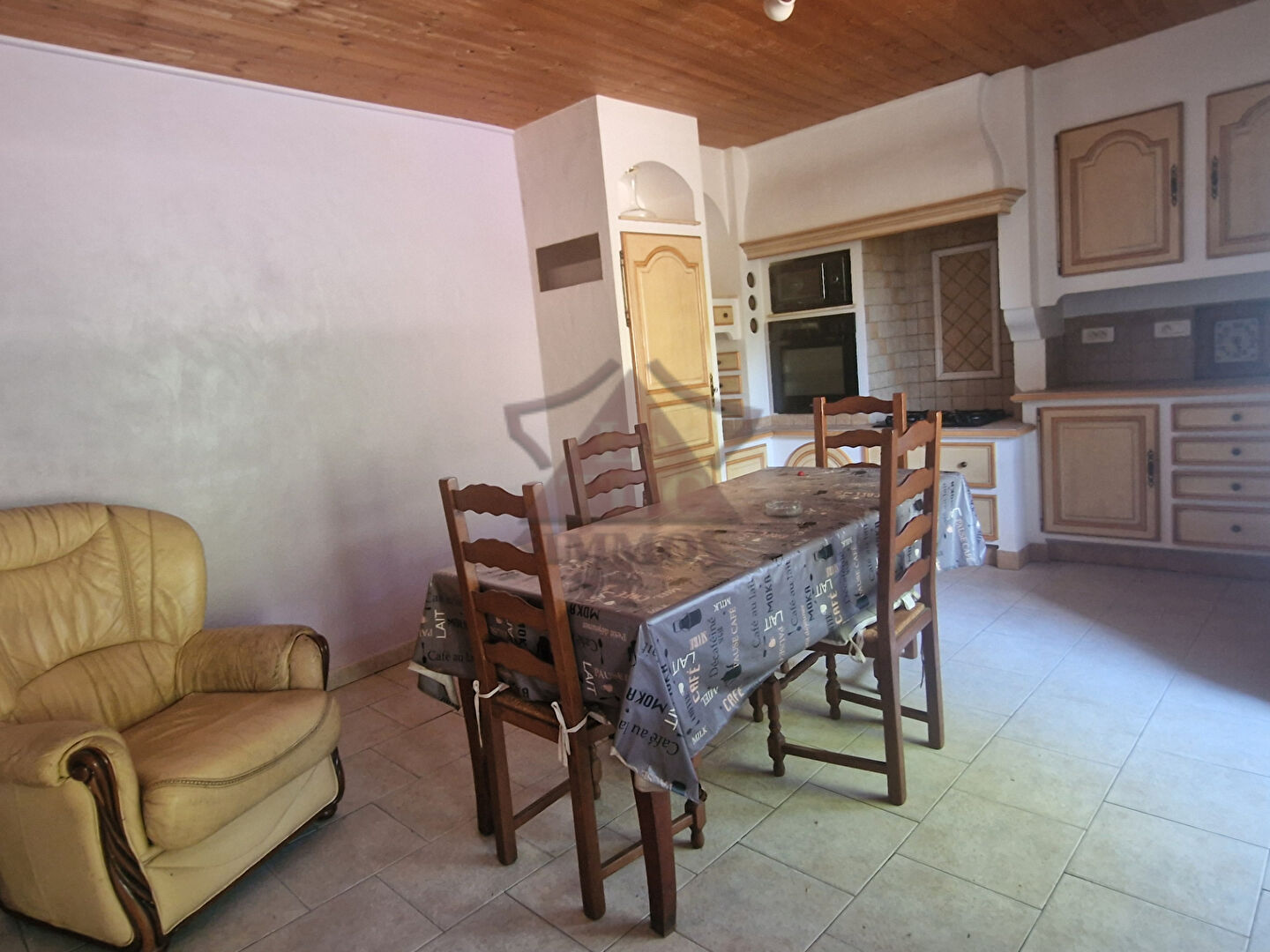 Photo ensemble immobilier en pleine nature image 4/6