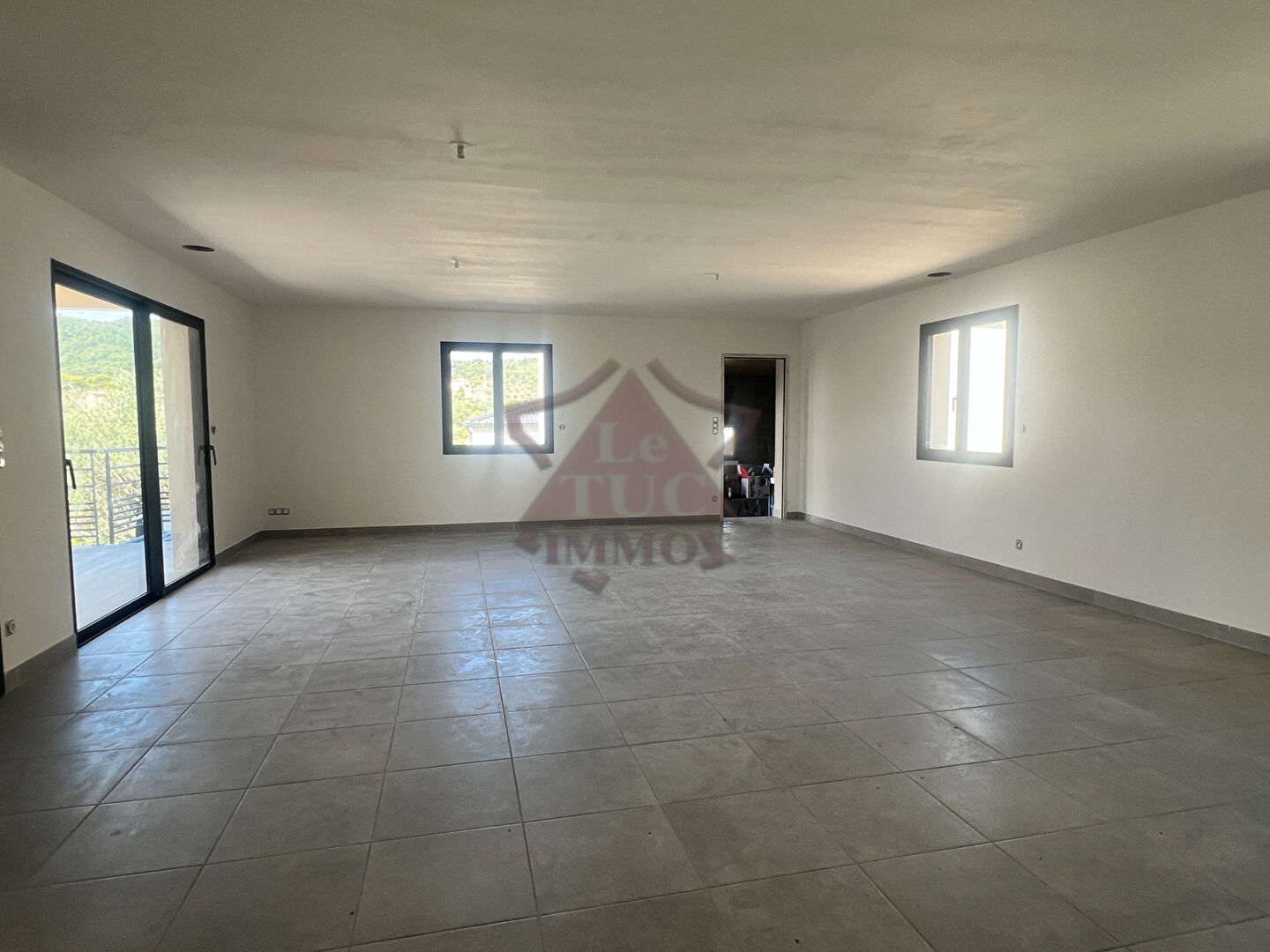 Photo Maison récente de plain-pied image 2/6