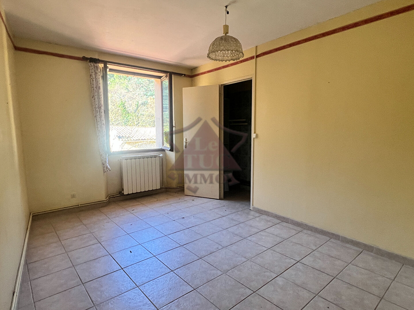 Photo Ensemble immobilier d'une maison avec 8 gites image 6/6