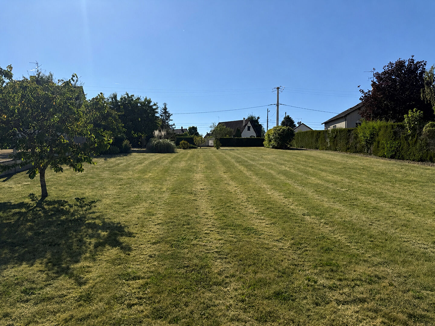 Terrain St Remy Sur Avre 1387 m2