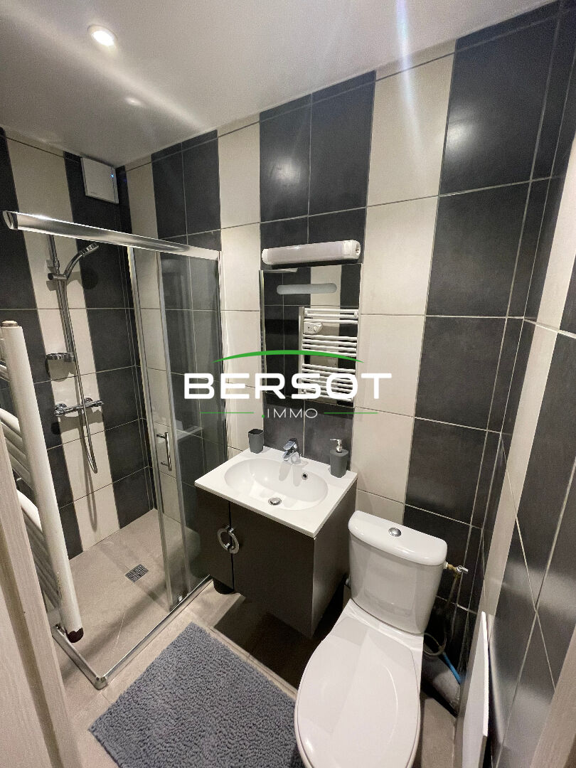 Photo EXCLUSIVITÉ Appartement 2 pièces rénové en 2022 en plein centre-ville de Pontarlier ? Exclusivité BERSOT IMMOBILIER image 4/6