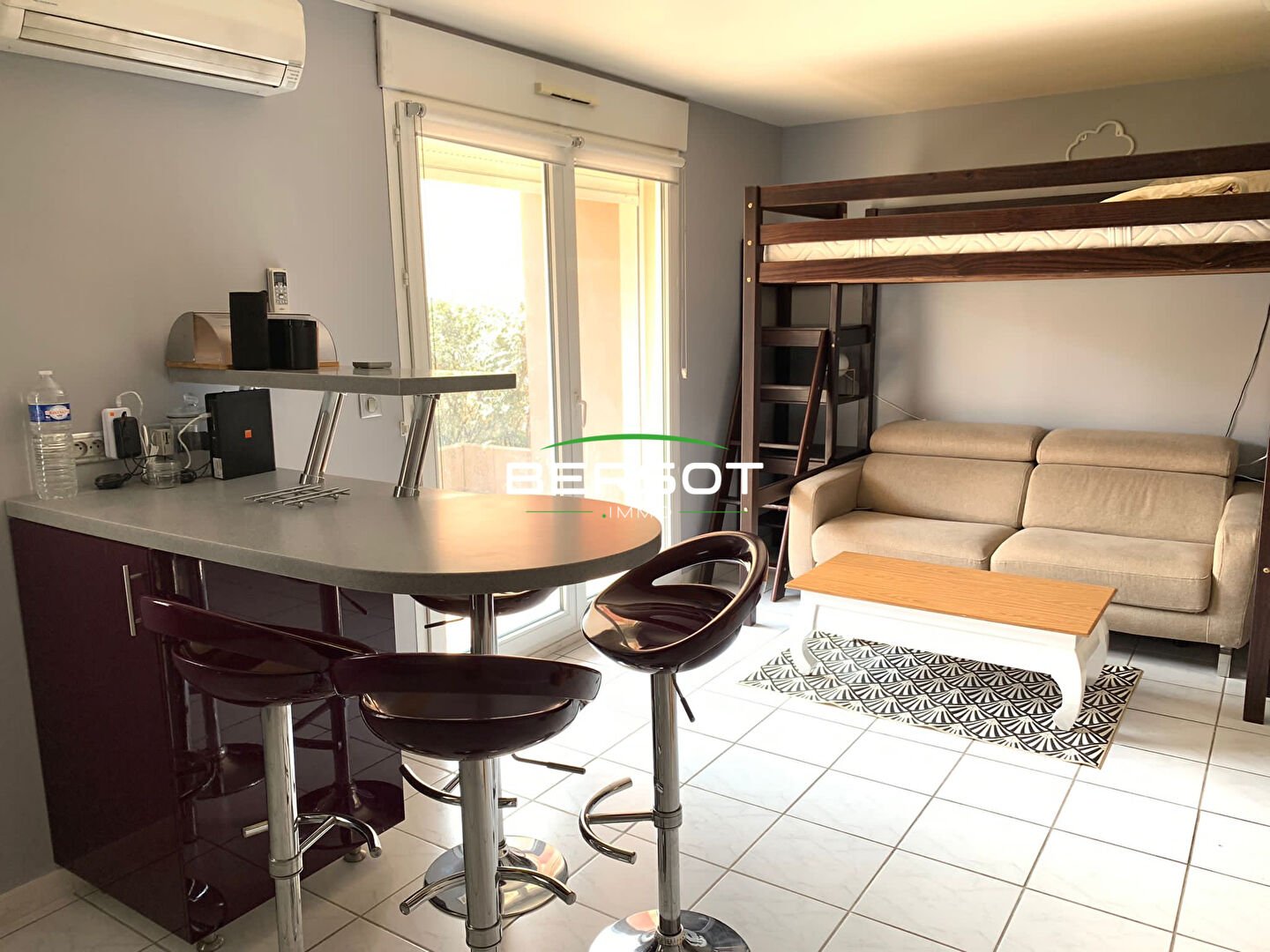 Photo studio meublé  rue de Dole image 4/6