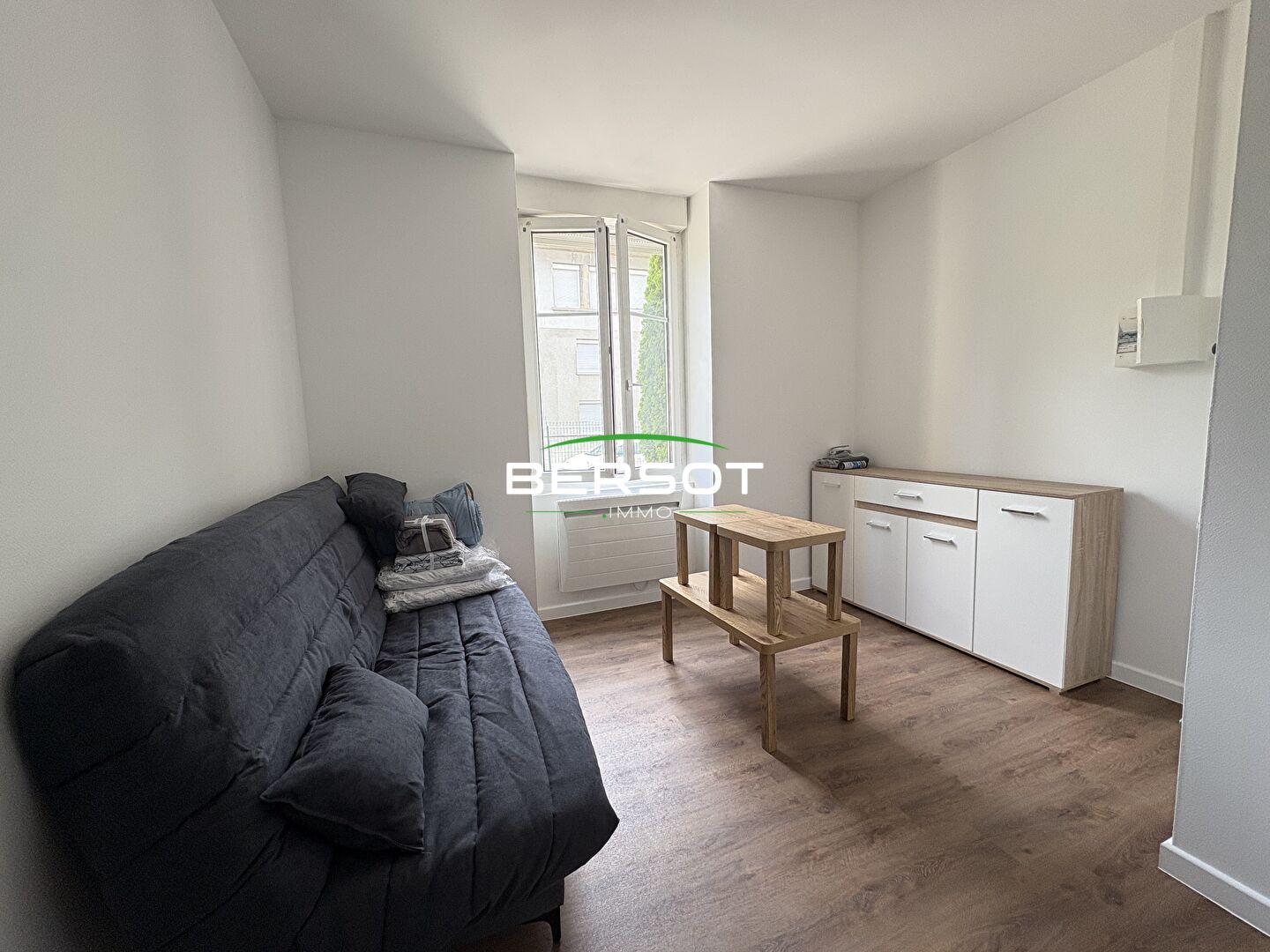 Studio de 15.5m² meublé refait à neuf - Quartier BUTTE