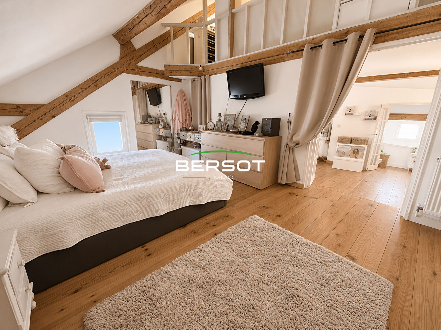 Agence immobilière de BERSOT IMMOBILIER Evian les Bains