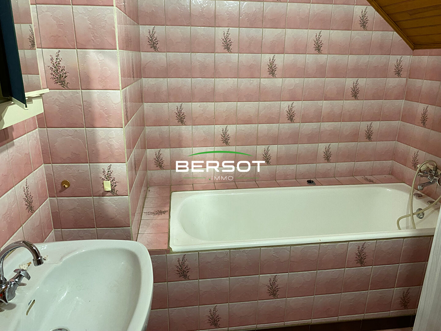 Photo maison de village avec terrasse image 3/4