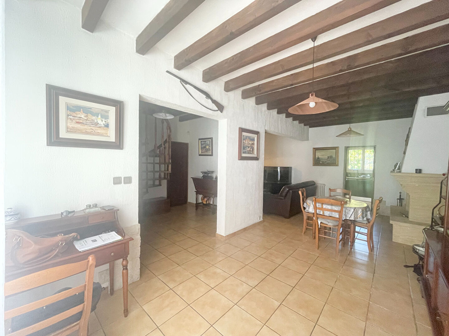 Photo Maison Mitoyenne R+1 Sainte-Marguerite 13009 Marseille 7 pièce(s) 176 m² sur parcelle de terrain de 254 m² intégrant ( Véranda + Atelier + Jardin ) image 5/6