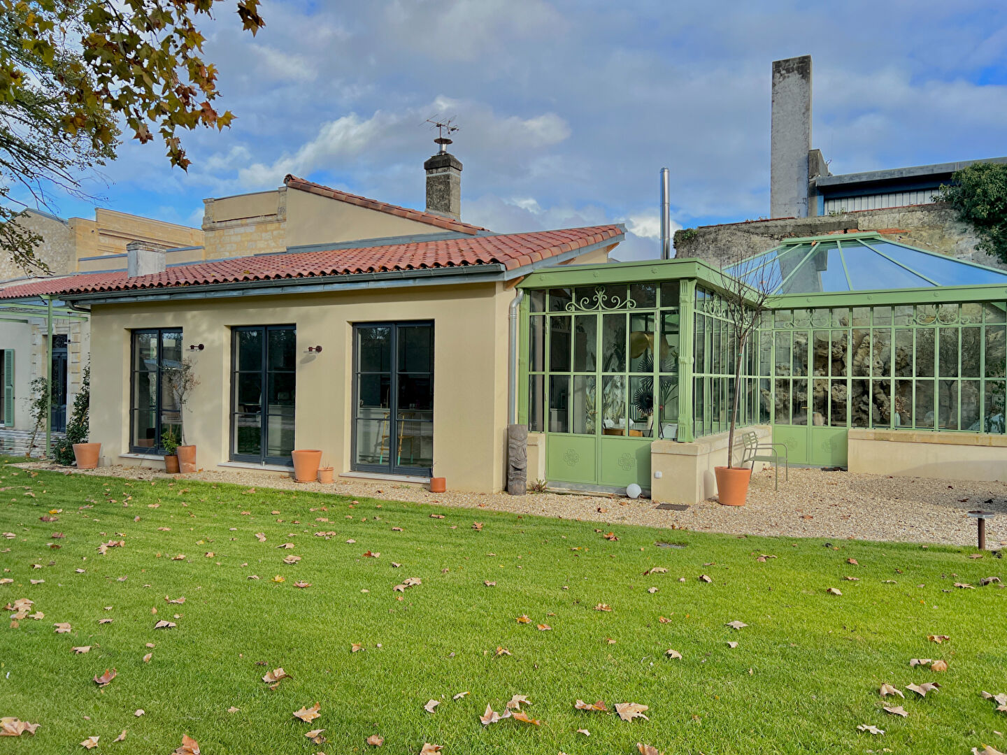 GIRONDE BORDEAUX Houses for sale