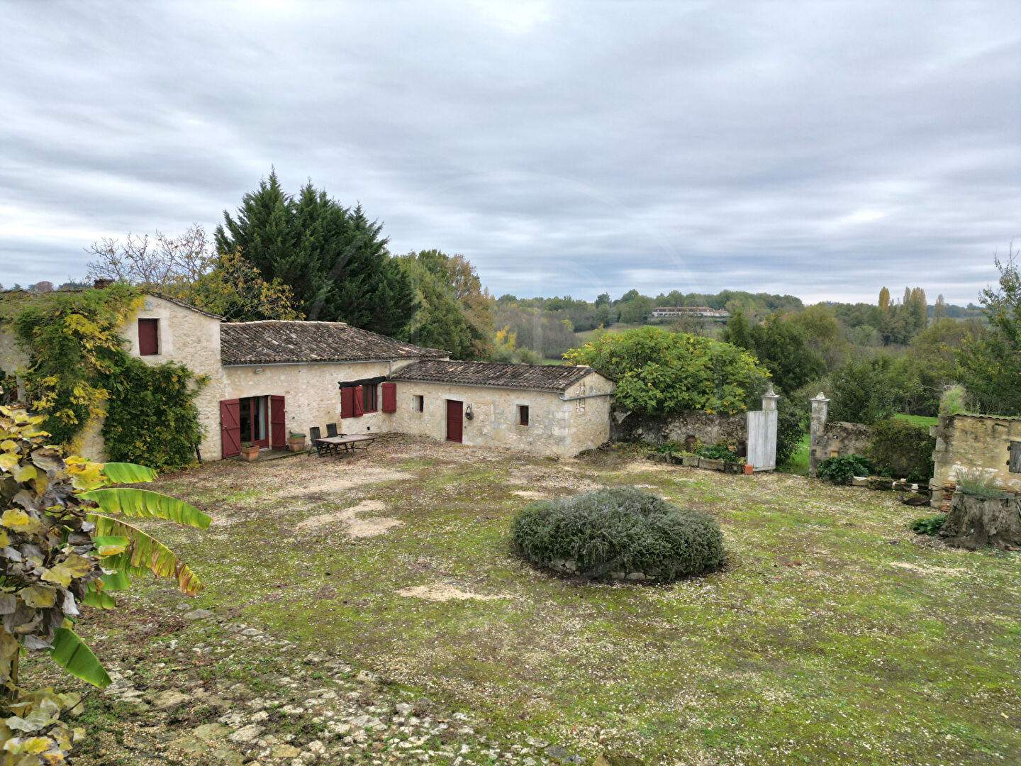 Maison 
MONTCARET
 5098