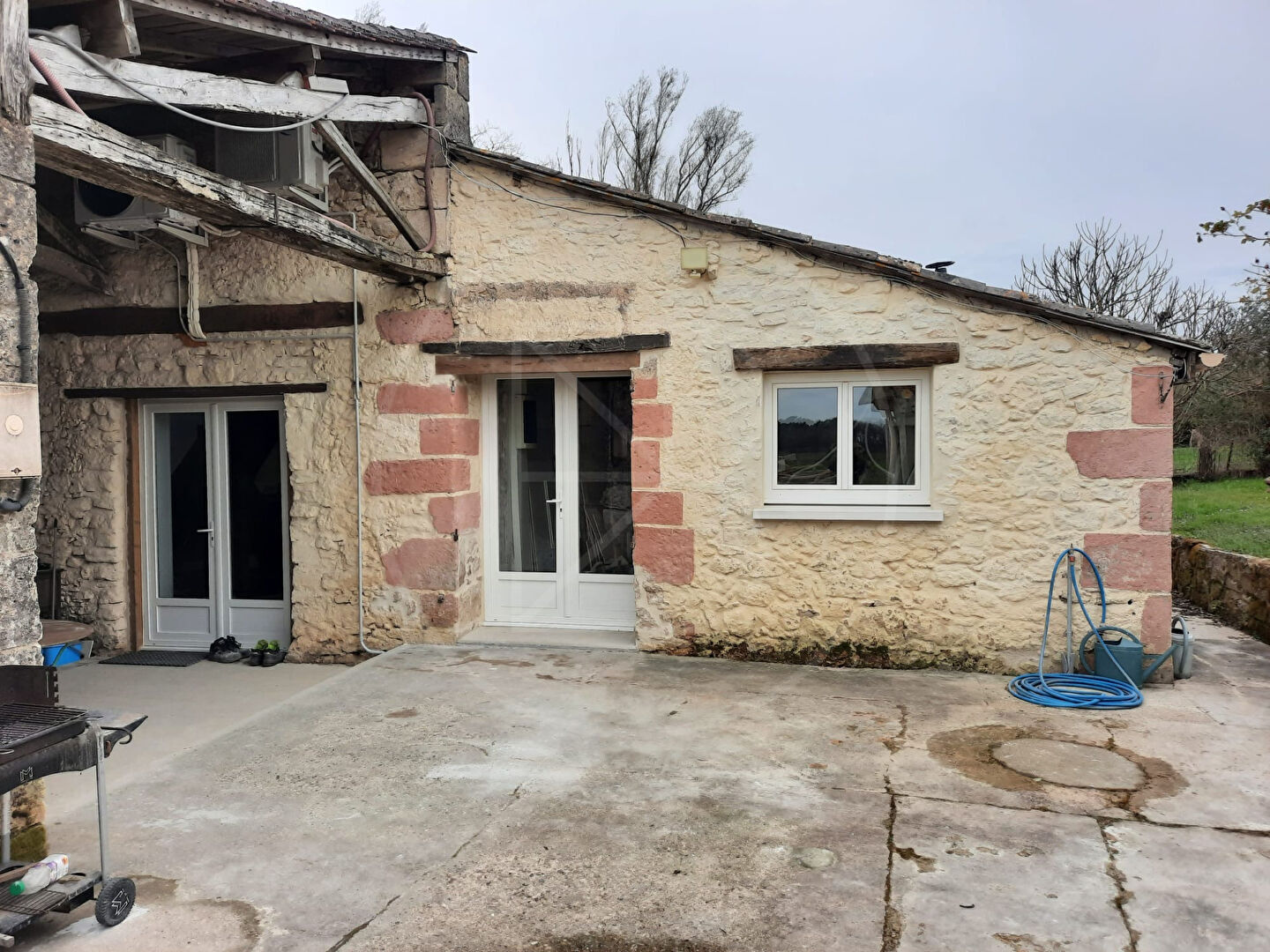 Maison 
VILLEFRANCHE DE LONCHAT
 5129