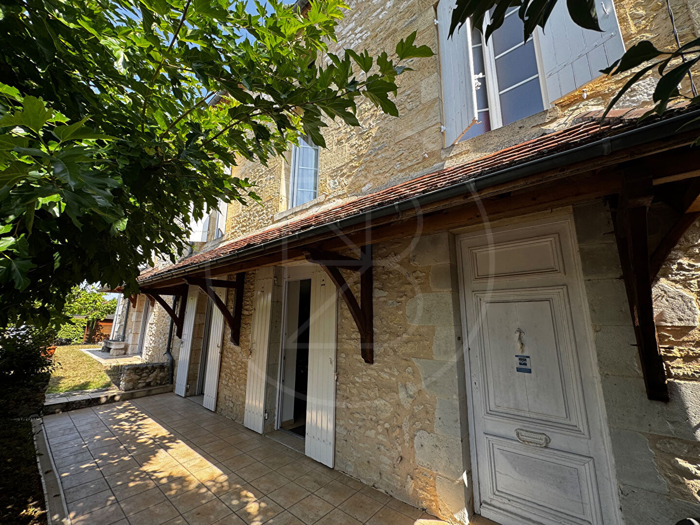 Maison 
DURAS
 5176