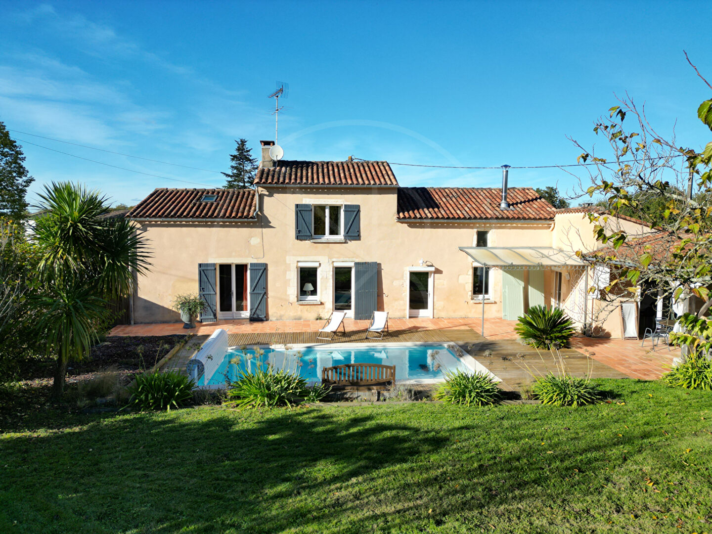 Maison 
CADILLAC
 5245