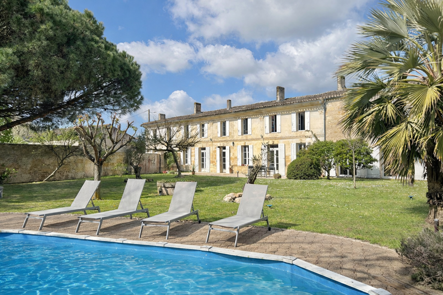 Maison 
SAINT ANDRE DE CUBZAC
 5662