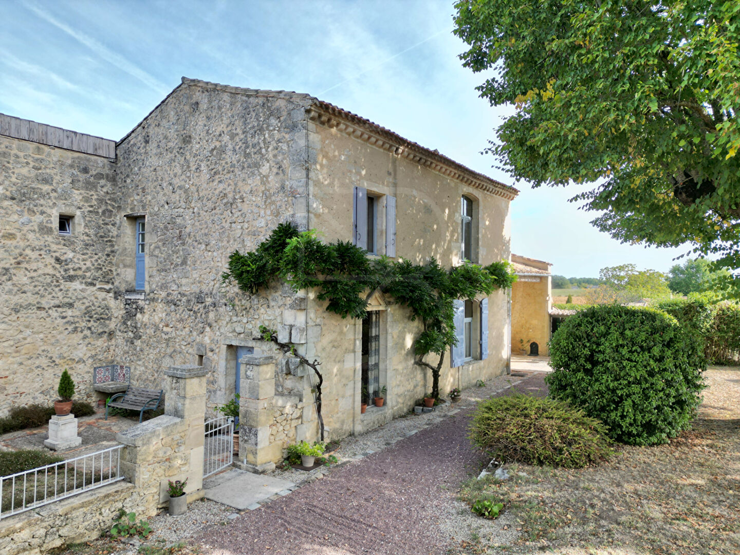Maison 
CREON
 6369