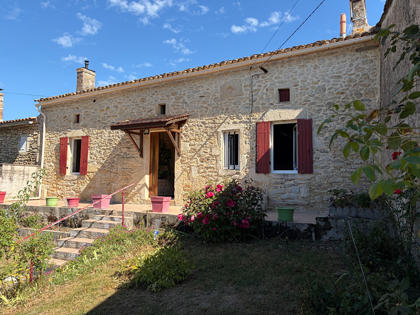 Maison 
PELLEGRUE
 6353