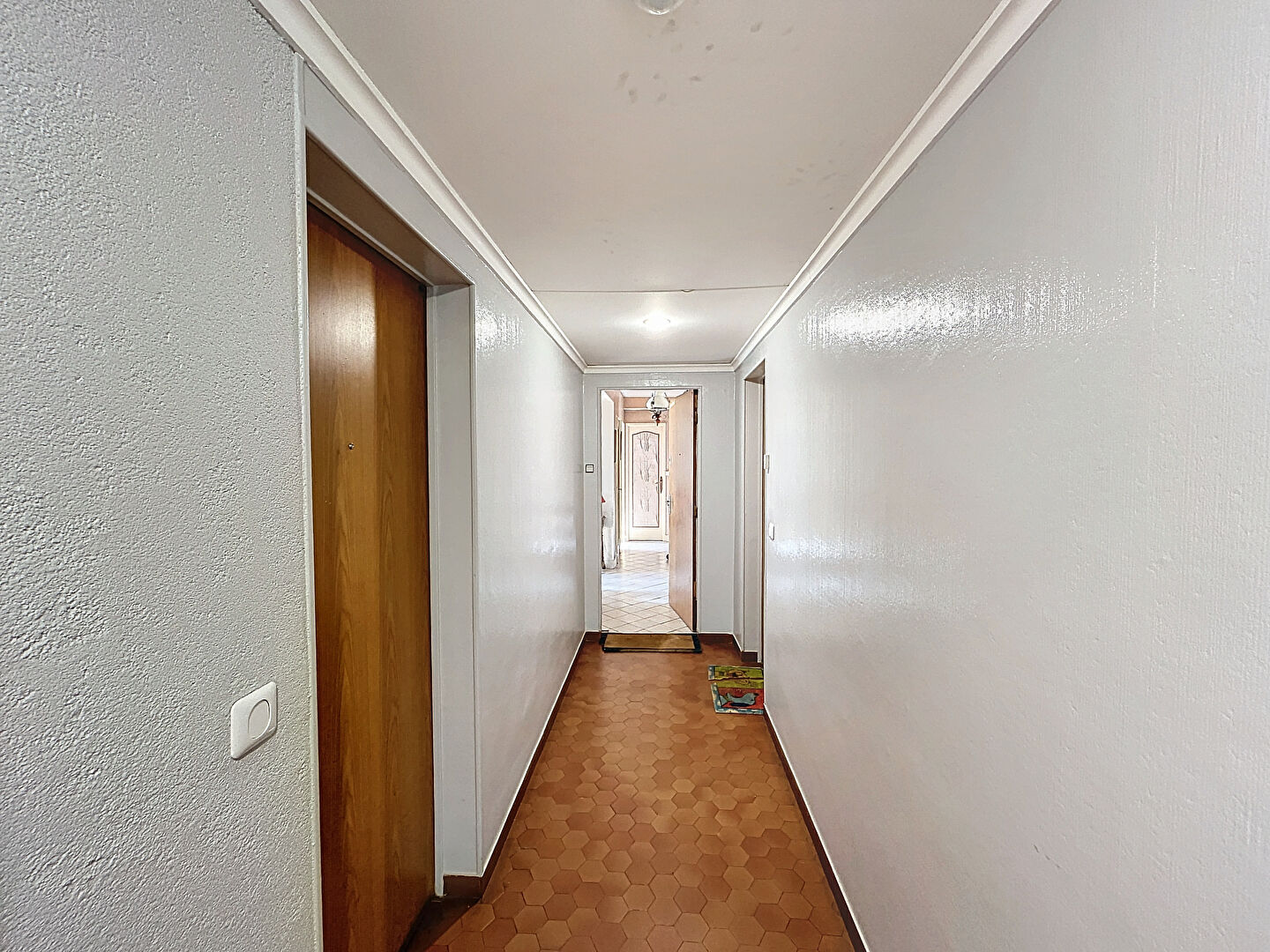 Photo Appartement Fontainebleau 3 pièce(s) 67,69 M2 image 6/6