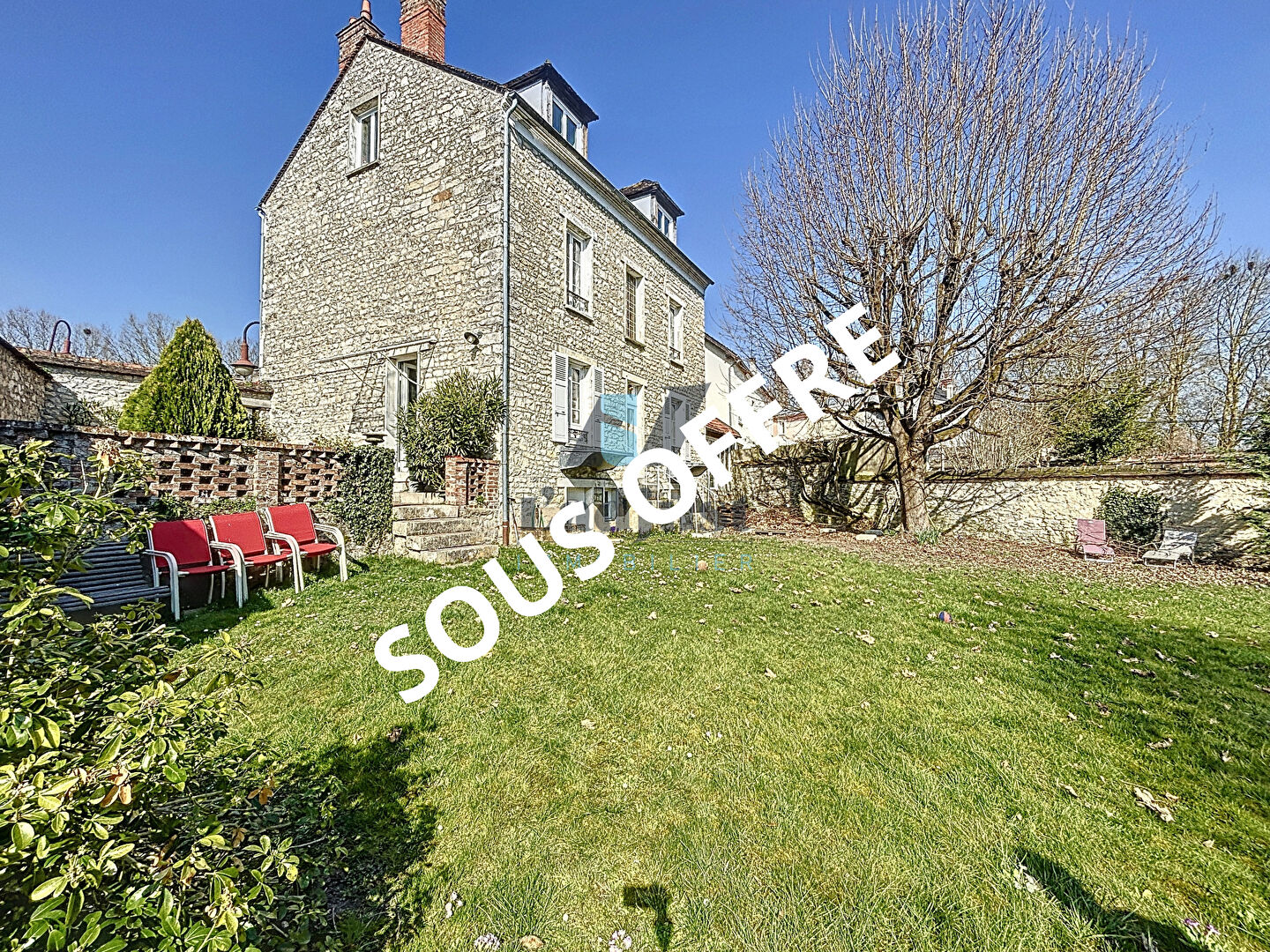 Maison Saint-Pierre-lès-Nemours 8 pièce(s) 145 m2