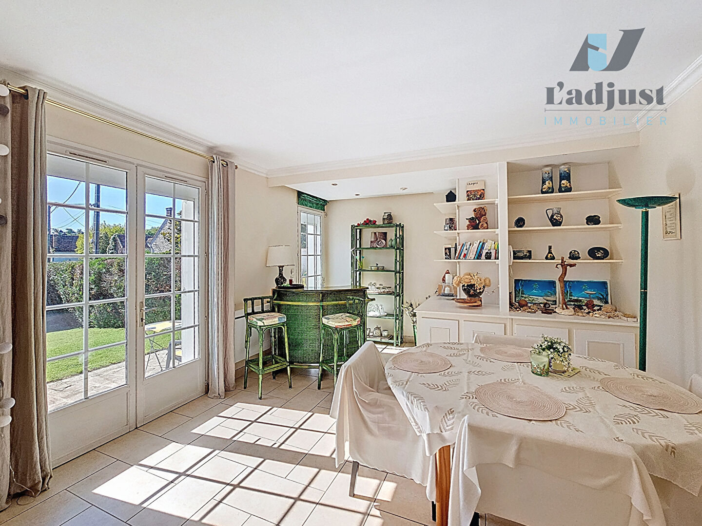 Photo A 10mn de FONTAINEBLEAU - Montigny Sur Loing - Maison 5 pièces, 113 m2 image 4/6