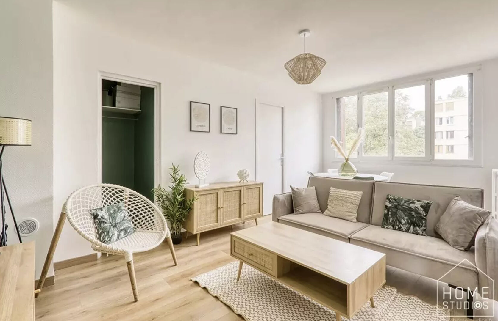 Photo AVON Appartement F4 entièrement rénové et aménagé, traversant, lumineux - 3 chambres  - parking et cave image 3/6