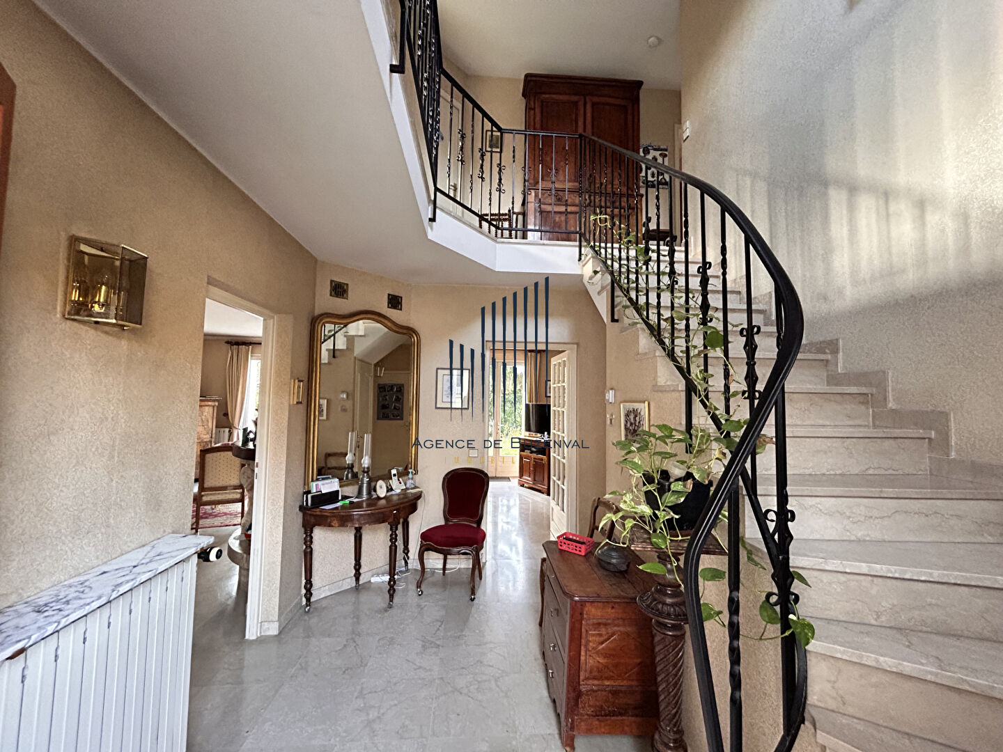 Agence immobilière de BUZENVAL IMMOBILIER Rueil-malmaison