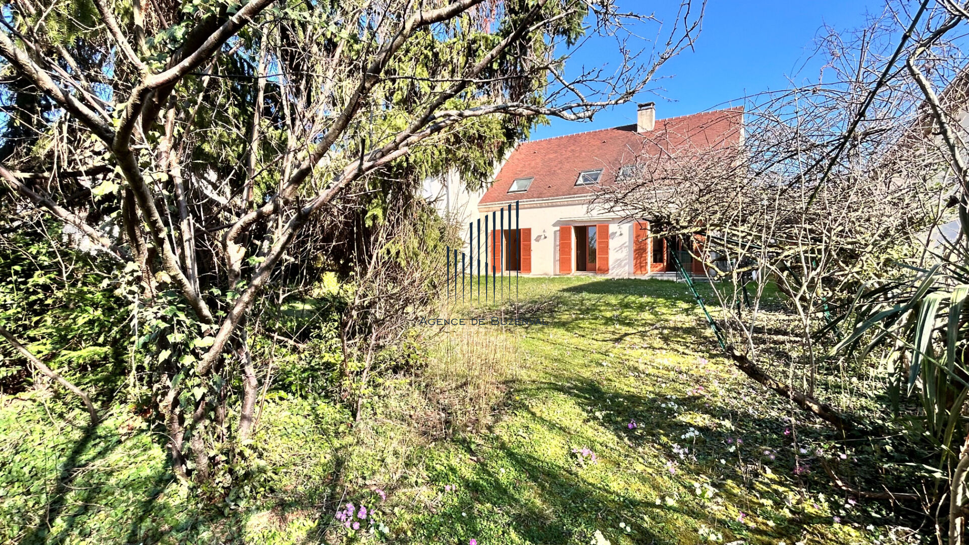 Agence immobilière de BUZENVAL IMMOBILIER Rueil-malmaison