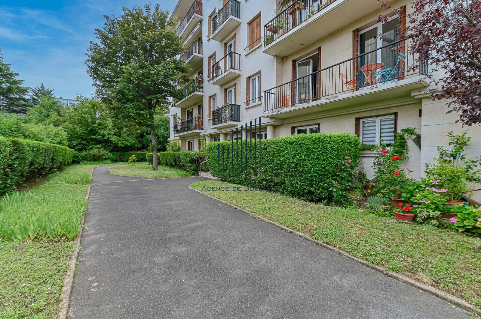 Agence immobilière de BUZENVAL IMMOBILIER Rueil-malmaison